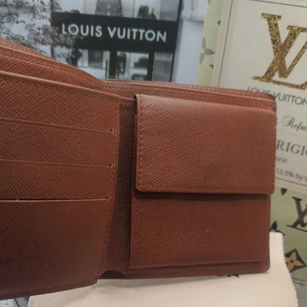 🤎Louis Vuitton Brown Men's Monogram Wallet -EUC - Picture 11 of 14